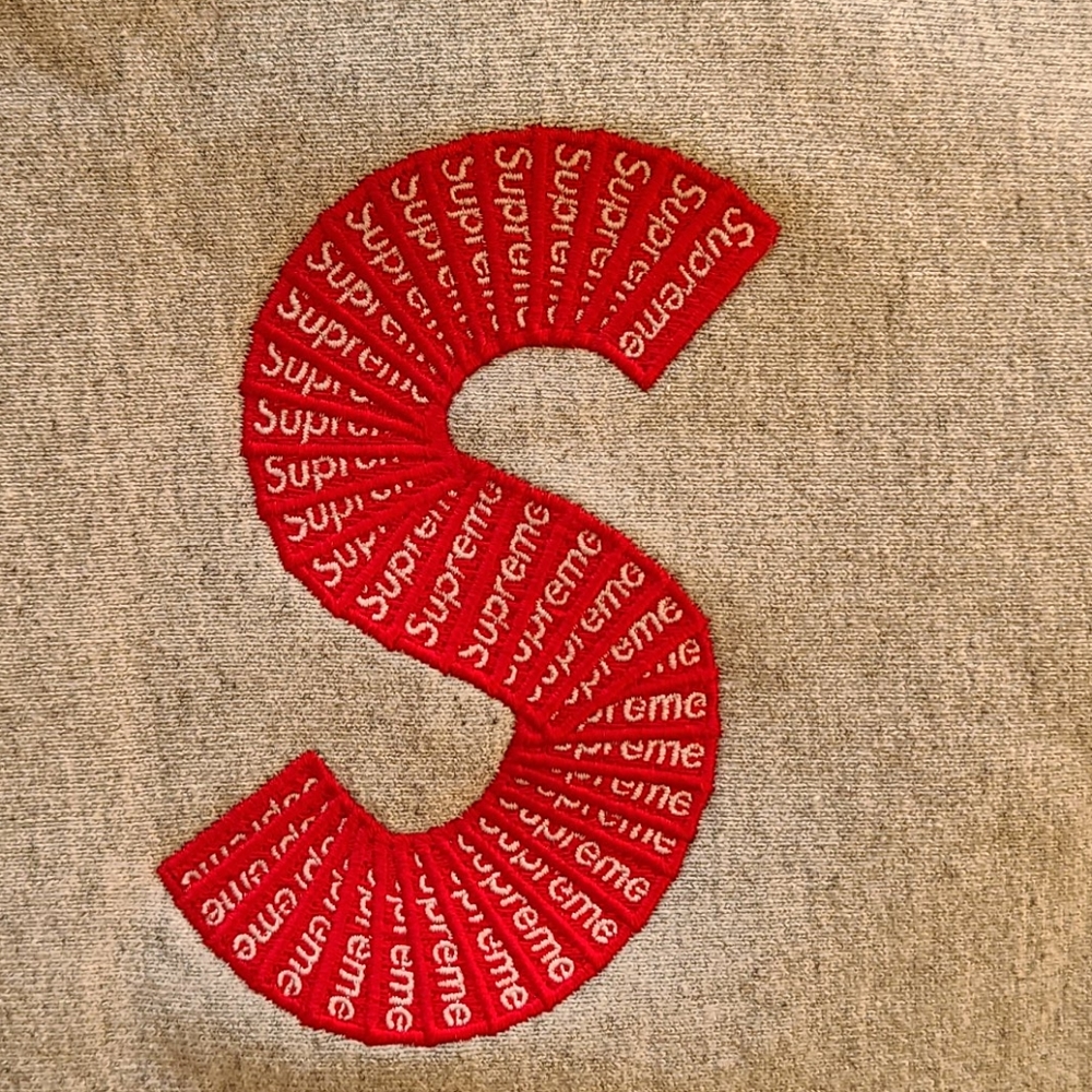 Supreme S logo hoodie